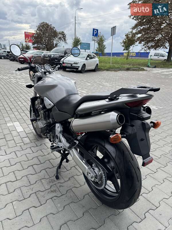 Мотоцикл Без обтекателей (Naked bike) Honda CB 900F Hornet 2002 в Ровно фото 7 Мотоцикл Без обтекателей (Naked bike) Honda CB 900F Hornet 2002 в Ровно