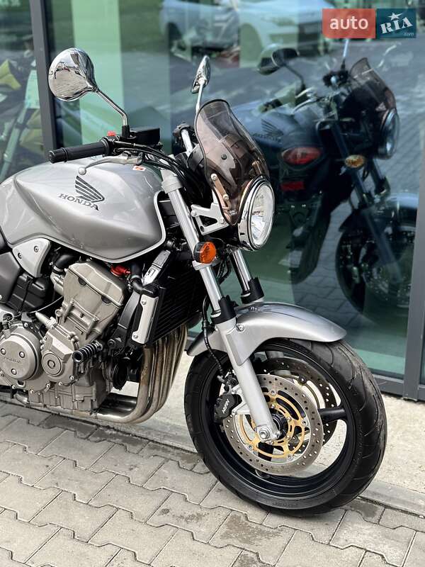 Мотоцикл Без обтекателей (Naked bike) Honda CB 900F Hornet 2002 в Ровно фото 25 Мотоцикл Без обтекателей (Naked bike) Honda CB 900F Hornet 2002 в Ровно