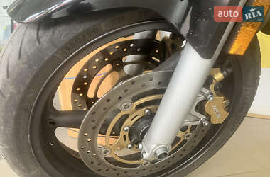 Мотоцикл Классік Honda CB 900F Hornet 2005 в 