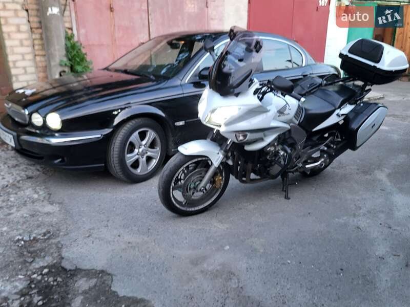 Мотоцикл Классик Honda CBF 1000 2009 в Киеве