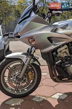 Мотоцикл Спорт-туризм Honda CBF 1000A 2007 в 