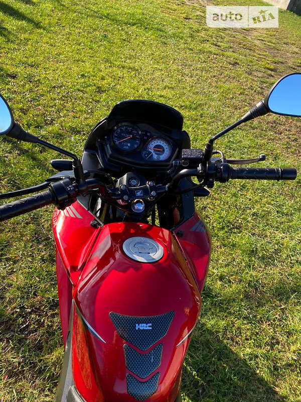 Мотоцикл Классик Honda CBF 125 2015 в Яворове