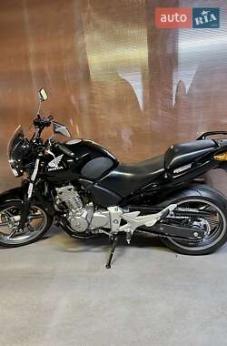 Мотоцикл Без обтекателей (Naked bike) Honda CBF 500 2006 в Киеве