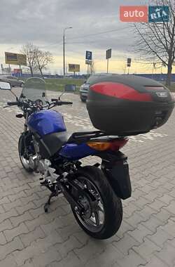 Мотоцикл Без обтекателей (Naked bike) Honda CBF 500 2005 в 