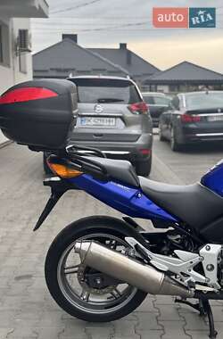 Мотоцикл Без обтекателей (Naked bike) Honda CBF 500 2005 в 
