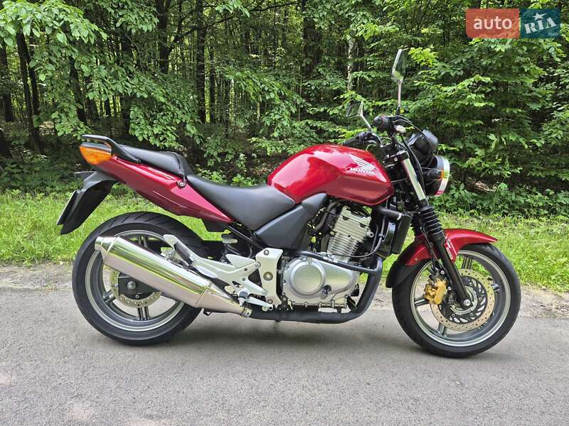Мотоцикл Без обтекателей (Naked bike) Honda CBF 500 2006 в 