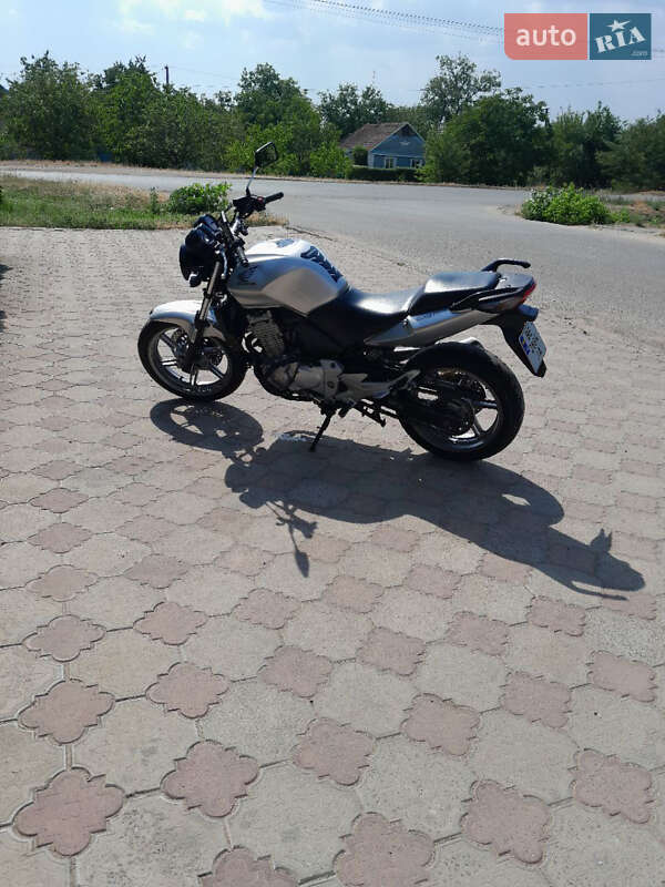 Мотоцикл Без обтікачів (Naked bike) Honda CBF 500 2005 в Новій Одесі