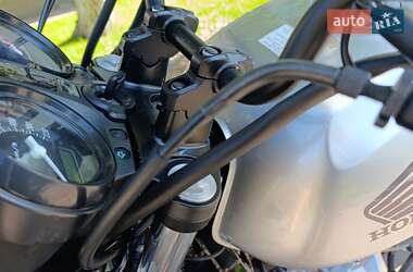 Мотоцикл Без обтекателей (Naked bike) Honda CBF 500 2004 в 
