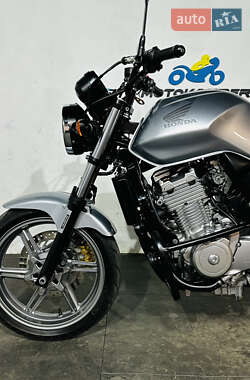 Мотоцикл Без обтекателей (Naked bike) Honda CBF 500 2006 в 