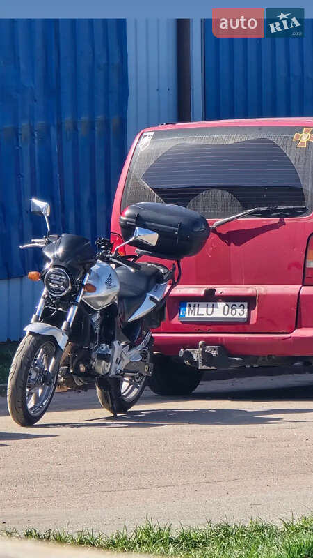 Мотоцикл Багатоцільовий (All-round) Honda CBF 500 2004 в Володимирі