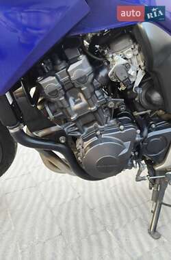 Мотоцикл Спорт-туризм Honda CBF 600 2004 в 