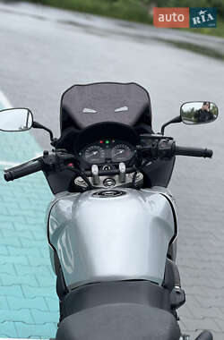 Мотоцикл Классік Honda CBF 600 2005 в 