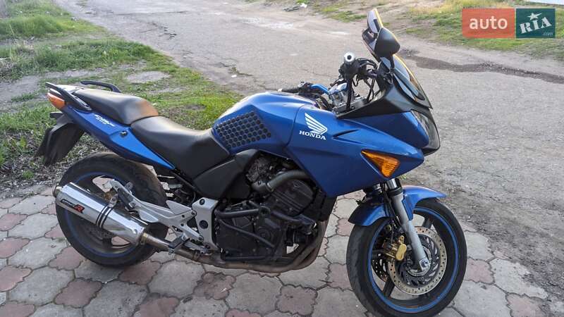 Мотоцикл Спорт-туризм Honda CBF 600N 2004 в Славянске
