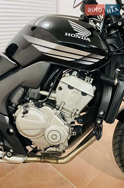 Мотоцикл Без обтекателей (Naked bike) Honda CBF 600N 2009 в 