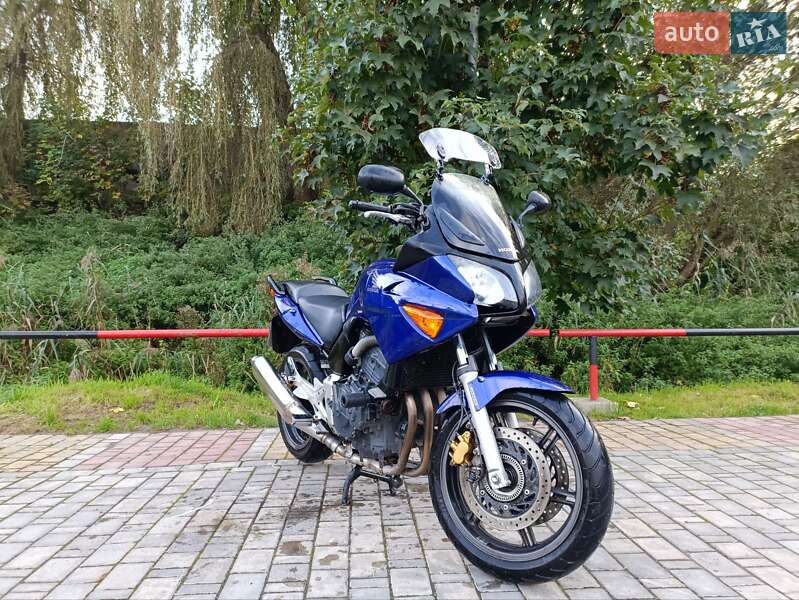 Мотоцикл Спорт-туризм Honda CBF 600N 2004 в 