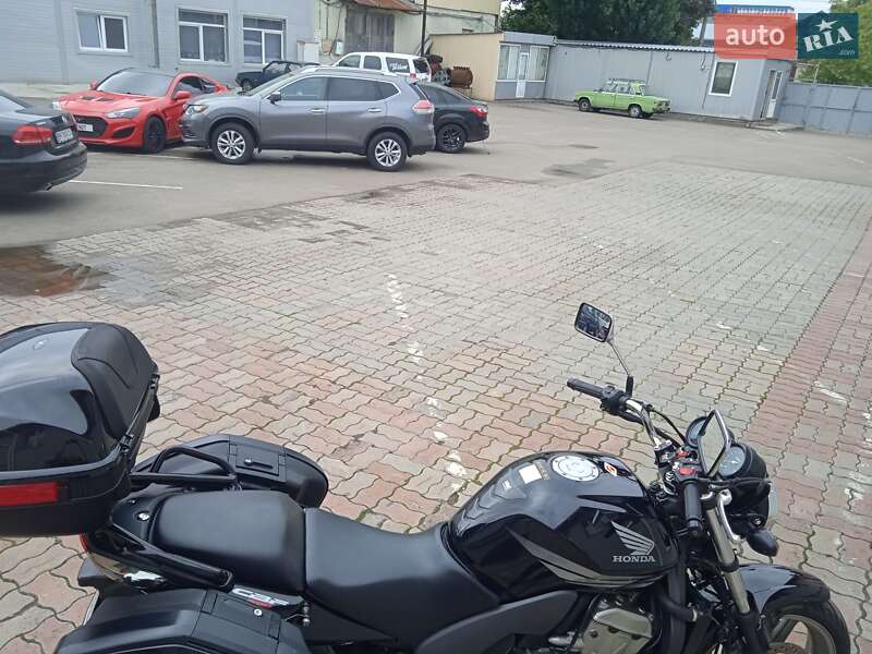 Мотоцикл Без обтекателей (Naked bike) Honda CBF 600NА 2010 в Киеве