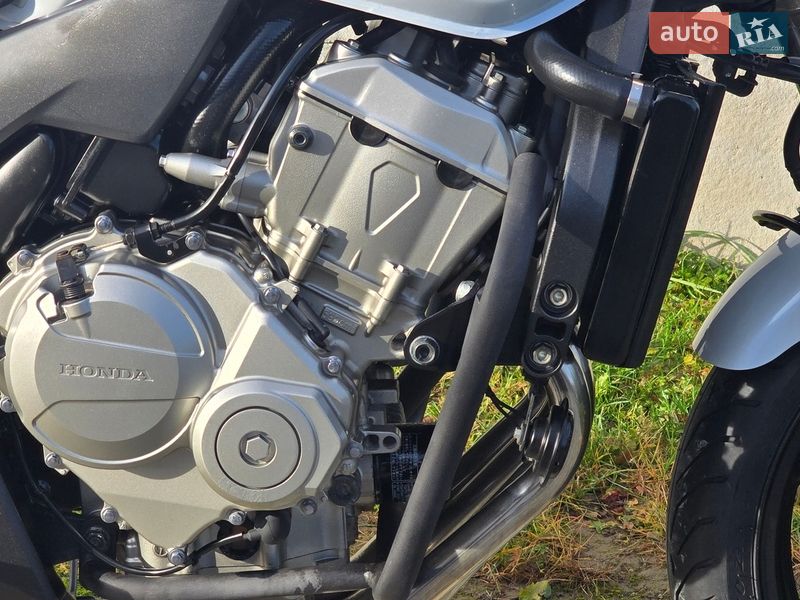 Мотоцикл Без обтекателей (Naked bike) Honda CBF 600NА 2010 в Ровно фото 38 Мотоцикл Без обтекателей (Naked bike) Honda CBF 600NА 2010 в Ровно