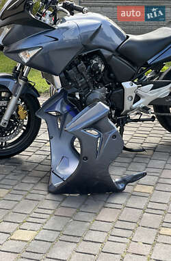 Мотоцикл Спорт-туризм Honda CBF 600S 2005 в 