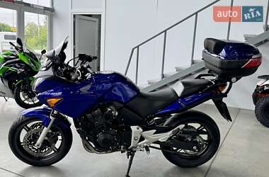 Мотоцикл Спорт-туризм Honda CBF 600S 2004 в 