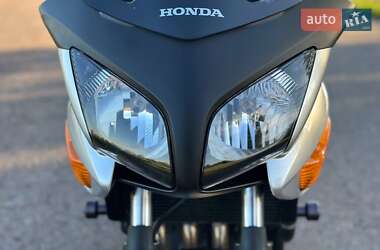 Мотоцикл Спорт-туризм Honda CBF 600S 2005 в 