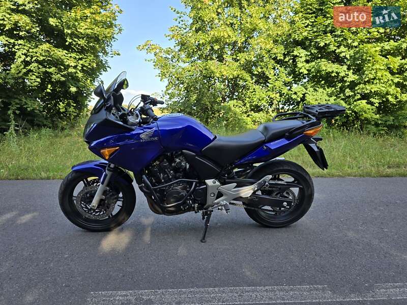 Мотоцикл Спорт-туризм Honda CBF 600S 2004 в Старокостянтинові