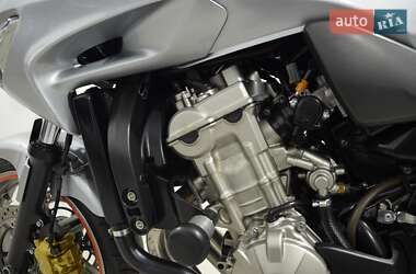 Мотоцикл Спорт-туризм Honda CBF 600SA 2009 в 