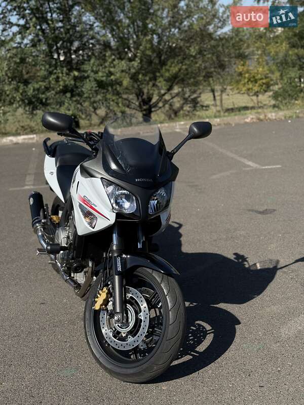 Мотоцикл Спорт-туризм Honda CBF 600SA 2010 в Кривому Розі фото 17 Мотоцикл Спорт-туризм Honda CBF 600SA 2010 в Кривому Розі