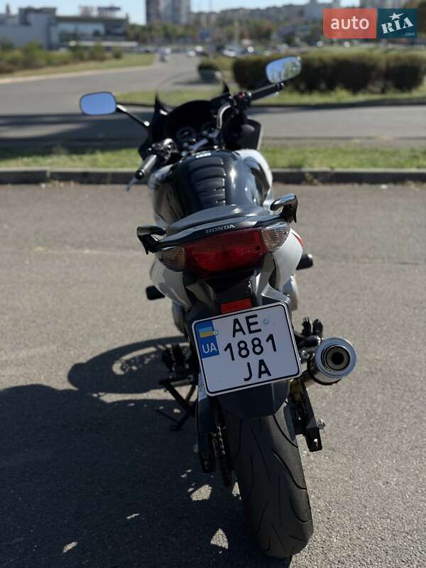 Мотоцикл Спорт-туризм Honda CBF 600SA 2010 в Кривому Розі фото 20 Мотоцикл Спорт-туризм Honda CBF 600SA 2010 в Кривому Розі