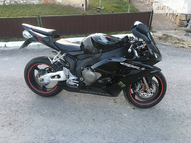 Спортбайк Honda CBR 1000F 2005 в Тернополе