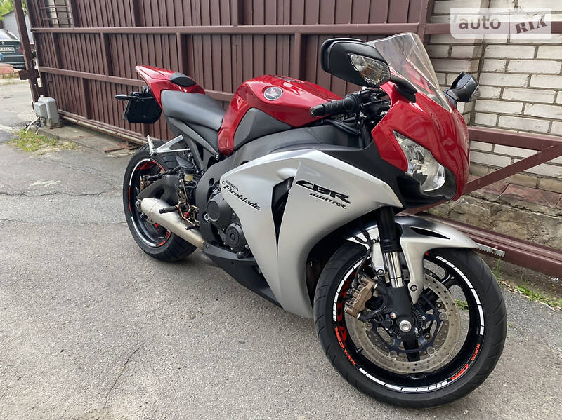 Honda CBR 1000RR RA