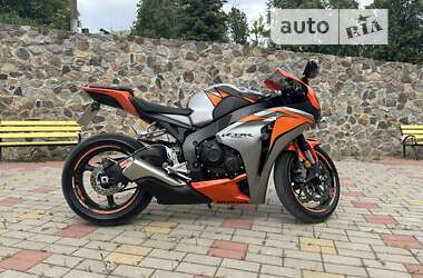 Спортбайк Honda CBR 1000RR 2010 в Коломаке