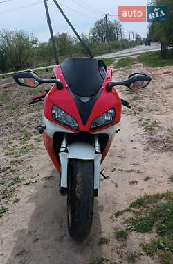 Спортбайк Honda CBR 1000RR 2007 в Луцьку