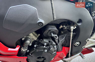 Спортбайк Honda CBR 1000RR 2023 в 