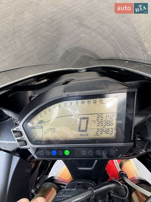 Спортбайк Honda CBR 1000RR 2012 в Кропивницькому