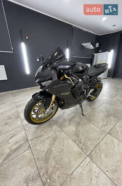 Спортбайк Honda CBR 1000RR 2017 в Кривом Роге