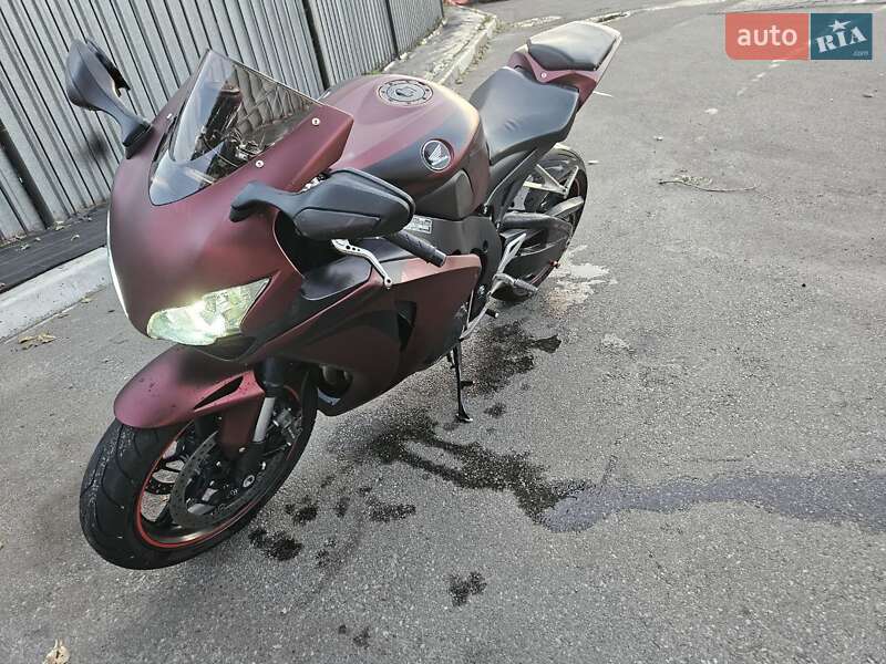Спортбайк Honda CBR 1000RR 2008 в Києві