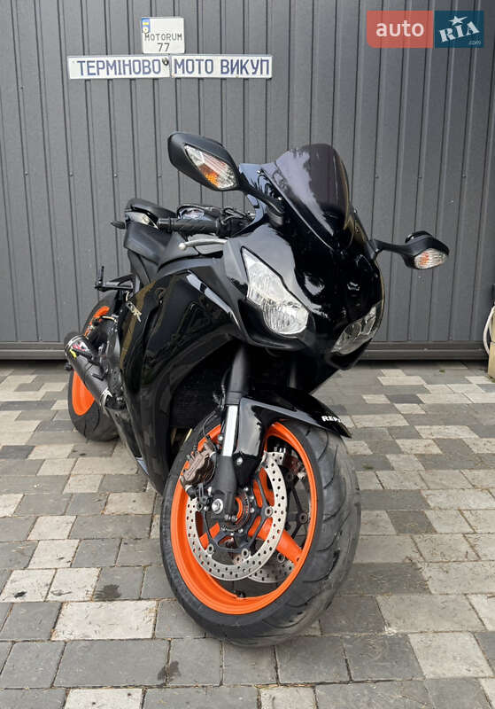 Спортбайк Honda CBR 1000RR 2008 в Новомосковську