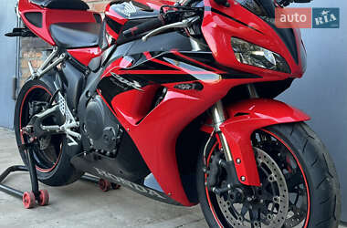 Спортбайк Honda CBR 1000RR 2007 в Нежине
