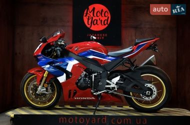 Спортбайк Honda CBR 1000RR 2022 в Дніпрі