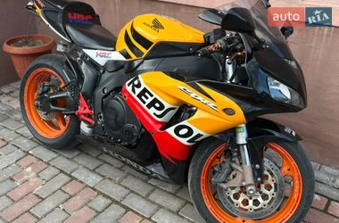 Спортбайк Honda CBR 1000RR 2007 в Гореничах