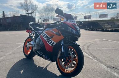 Спортбайк Honda CBR 1000RR 2007 в Києві