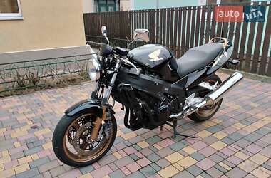 Спортбайк Honda CBR 1100XX Blackbird 1997 в Днепре