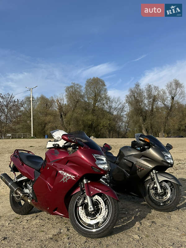 Мотоцикл Спорт-туризм Honda CBR 1100XX Blackbird 1997 в Чернігові фото 14 Мотоцикл Спорт-туризм Honda CBR 1100XX Blackbird 1997 в Чернігові