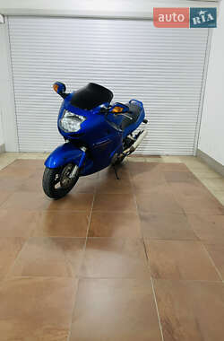 Мотоцикл Спорт-туризм Honda CBR 1100XX 2001 в 