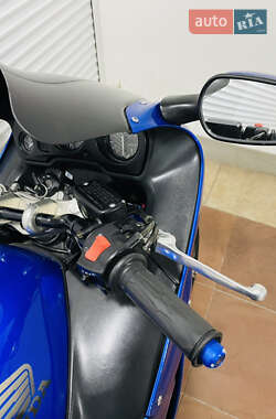 Мотоцикл Спорт-туризм Honda CBR 1100XX 2001 в 