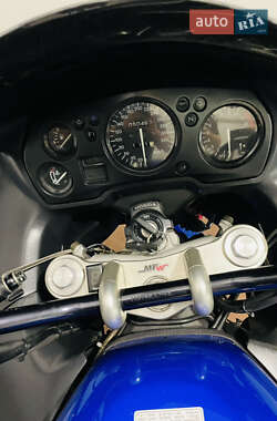 Мотоцикл Спорт-туризм Honda CBR 1100XX 2001 в 