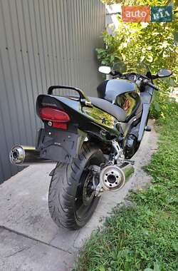 Спортбайк Honda CBR 1100XX 2001 в 