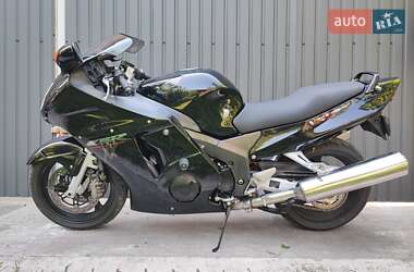 Спортбайк Honda CBR 1100XX 2001 в 