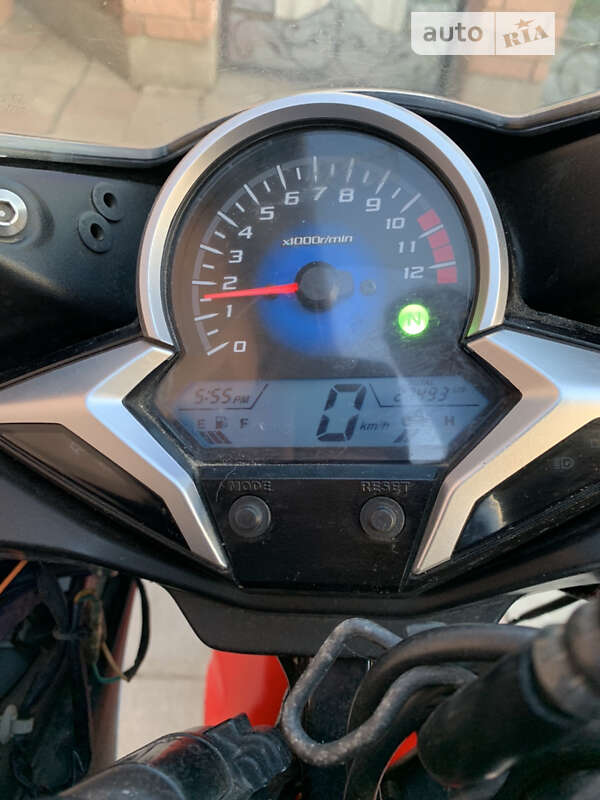Спортбайк Honda CBR 250R 2011 в Черновцах