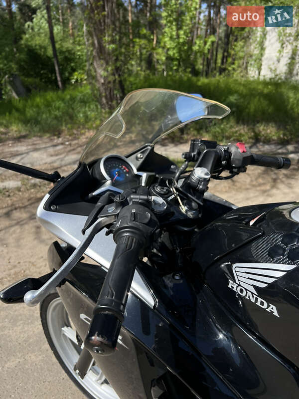 Мотоцикл Спорт-туризм Honda CBR 250R 2011 в Киеве